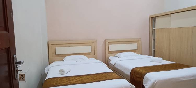 比纳穆伊斯兰杰内蓬托酒店(Hotel Binamu Syariah Jeneponto)图片