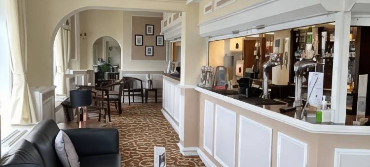 斯卡伯勒克利夫顿酒店(Clifton Hotel)图片