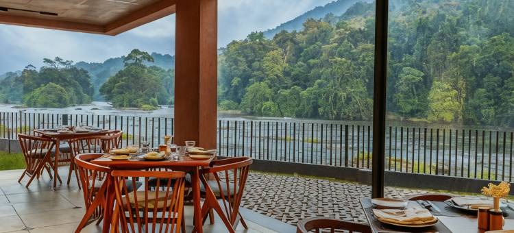 斯特灵阿蒂拉皮里(Sterling Athirappilly)图片