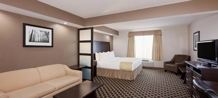 冷湖华美达酒店(Ramada by Wyndham Cold Lake)图片