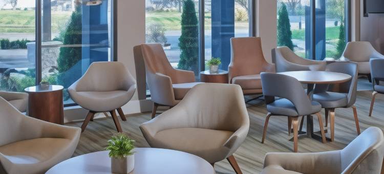 印第安纳波利斯卡斯尔顿万怡酒店(Courtyard Indianapolis Castleton)图片