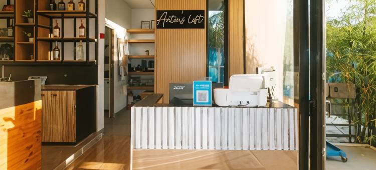 潘索尔安东阁楼设计师度假村(RedDoorz @ Anton's Loft Designer Resort Pansol Calamba Laguna)图片