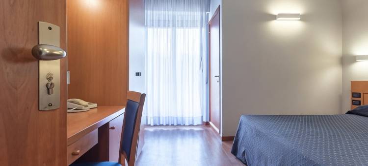 图尔林酒店(Hotel Touring)图片