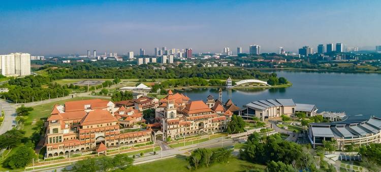 普特拉贾亚湖滨希尔顿逸林酒店(DoubleTree by Hilton Putrajaya Lakeside)图片