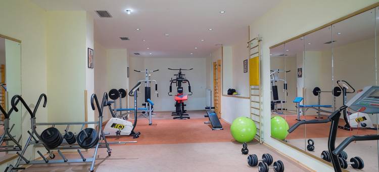 塔特兰斯卡哈维里纳蒙特堡养生 Spa 酒店(President Hotel Montfort)图片