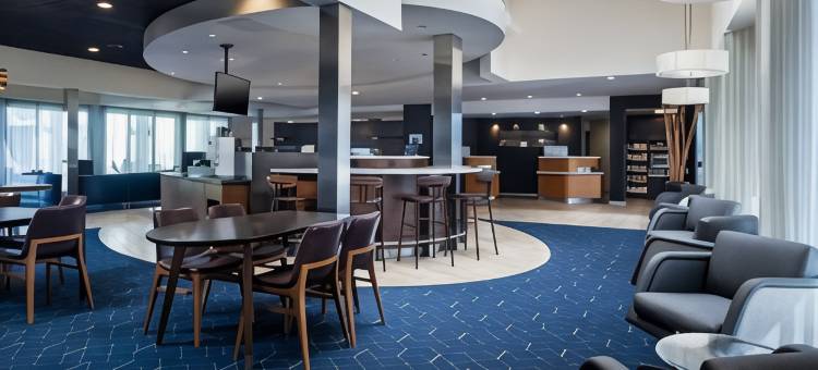 凤凰城机场万怡酒店(Courtyard Phoenix Airport)图片