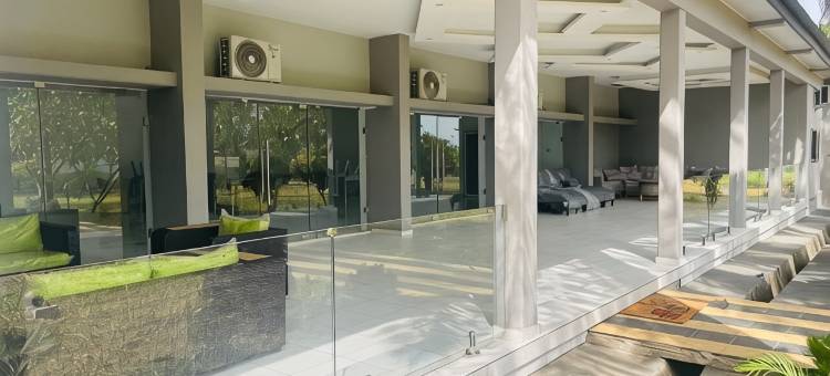 莉娅酒店(Lia Hotel)图片