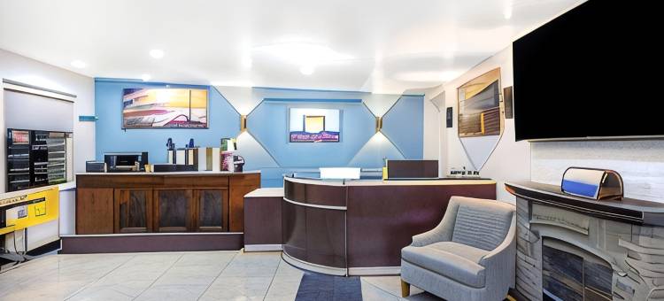 滨海套房旅店 - 温德姆戴斯酒店(Oceanside Inn & Suites, a Days Inn by Wyndham)图片