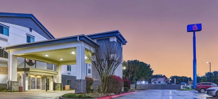 鲍尔奇斯普林斯6号汽车旅馆(Motel 6 Mesquite, TX - Balch Springs)图片