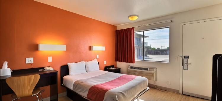 德克萨斯拉雷多 - 南 6 号汽车旅馆(Motel 6 Laredo, TX - South)图片