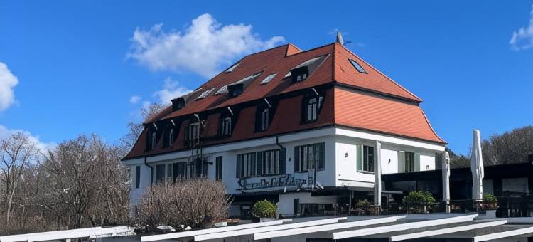 斯特兰德山酒店(Strandhotel Berg by ALPAMI)图片