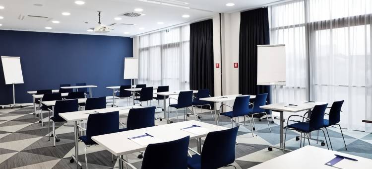 奥伯豪森智选假日酒店(Holiday Inn Express Oberhausen)图片
