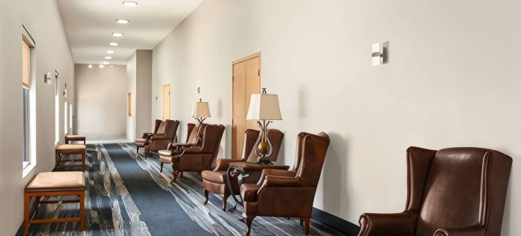 布兰森AmericInn&会议中心(AmericInn by Wyndham Branson & Conference Center)图片
