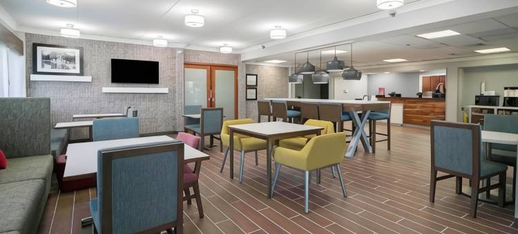 圣路易斯 - 西港欢朋酒店(Hampton Inn St. Louis/Westport)图片