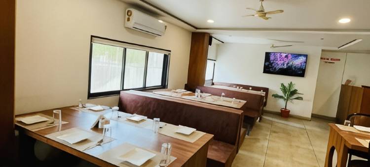 假日骄傲酒店(Hotel Holiday Pride)图片