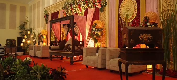 Augusta Hotel & Glamping Sukabumi图片