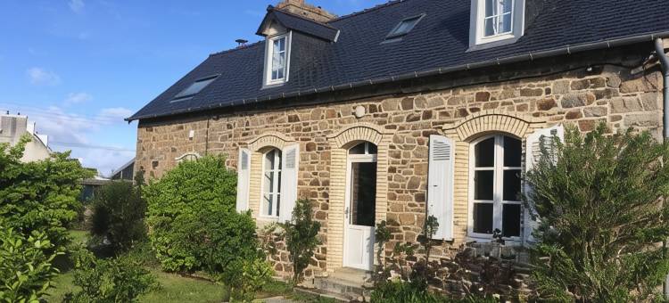 Holiday Home in Primel near Sandy Beach图片