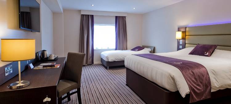 迈恩黑德高级旅社(Premier Inn Minehead)图片