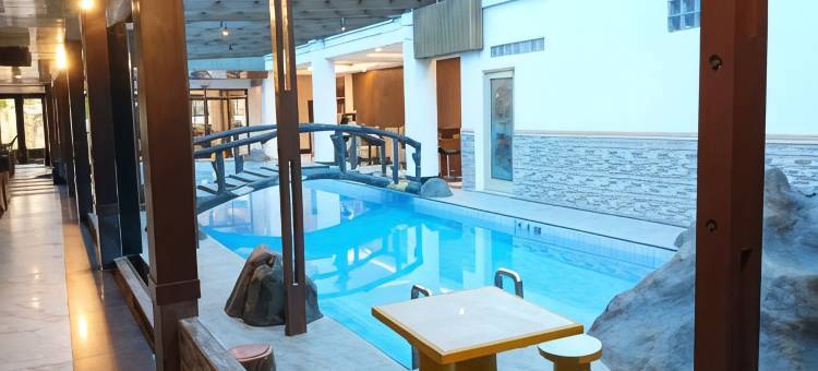 奥瑞拉酒店(Aurila Hotel)图片