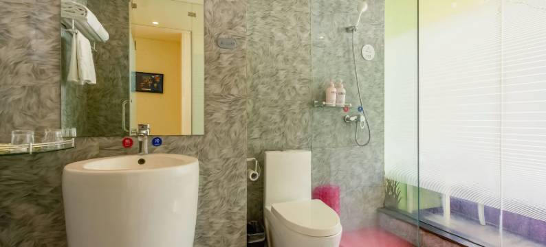 甲居艺井酒店(成都植物园地铁站店)图片