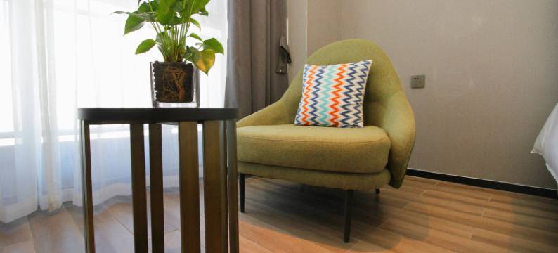 优屋美宿酒店(呼和浩特金桥店)图片