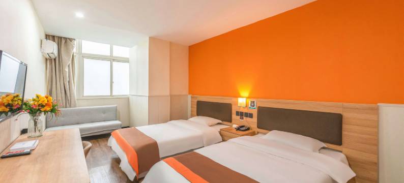 哈啰轻酒店(临泉县姜子牙广场店)图片