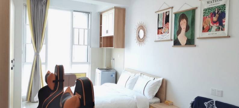 云顶电竞民宿(武汉欢乐谷园林路地铁站店)图片