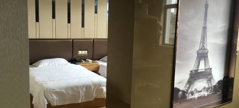 洪湖唯爱1314主题宾馆图片