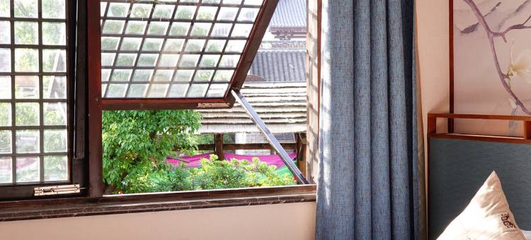 新华联铜官窑古镇月上客栈图片