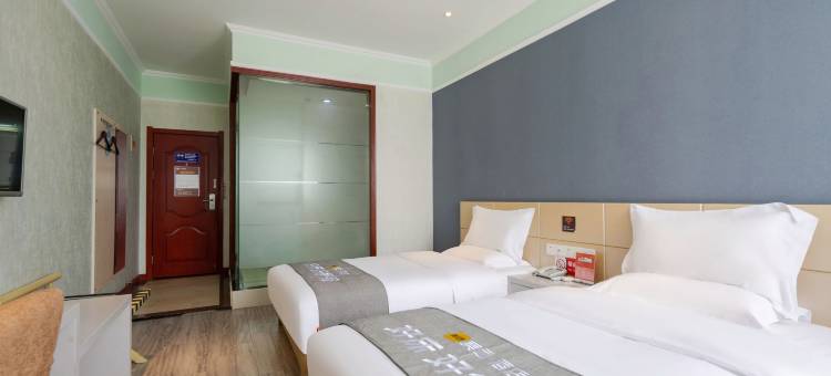 尚一特酒店(长丰万国汽车城店)图片