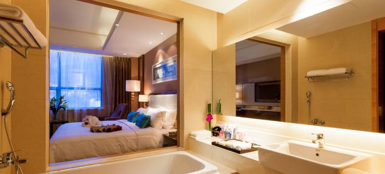 保康名人酒店图片