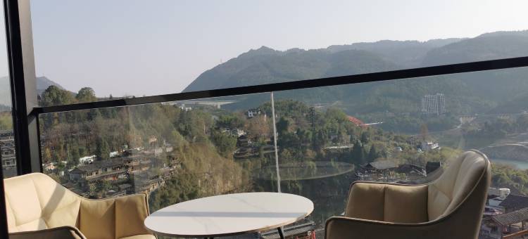 溪云时光客栈(芙蓉镇景区大瀑布店)图片
