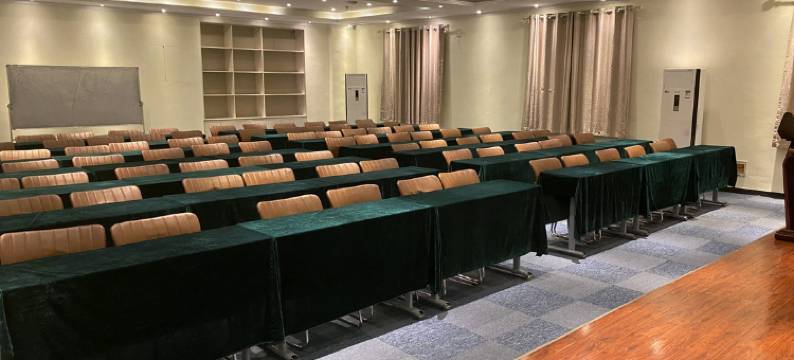 美宜家连锁酒店(新乡新区市政府店)图片