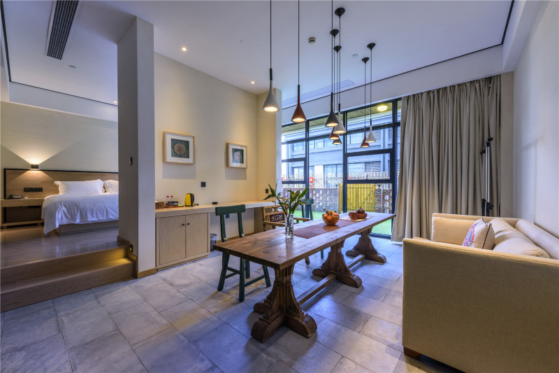 Hongting International Hotel  Hotel Overview