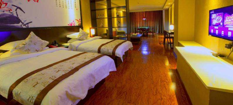 昭苏皇冠假日酒店图片