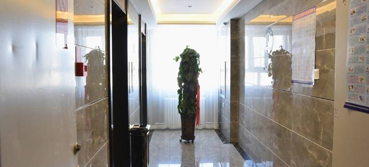 速8酒店(乌鲁木齐五一路店)图片