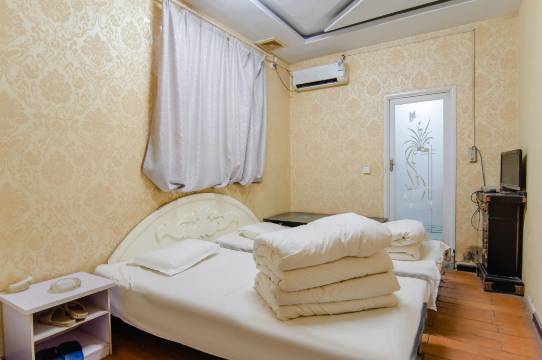 辉县爆米花旅社