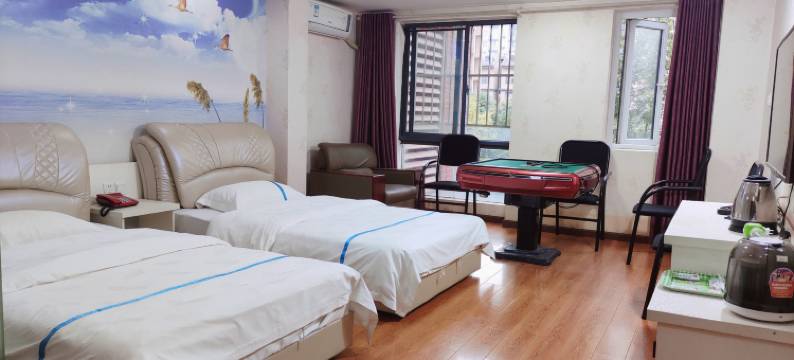 志豪商务宾馆(武汉德成生活中心中城时代店)图片