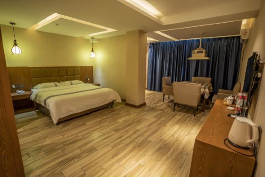 选择房间开业:2018莫力达瓦旗沐府汤泉宾馆位于莫旗尼尔基镇慕仁花园