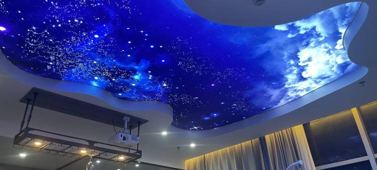 利尔主题酒店图片