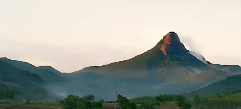 尚志帽儿山会展中心霏读宾馆图片