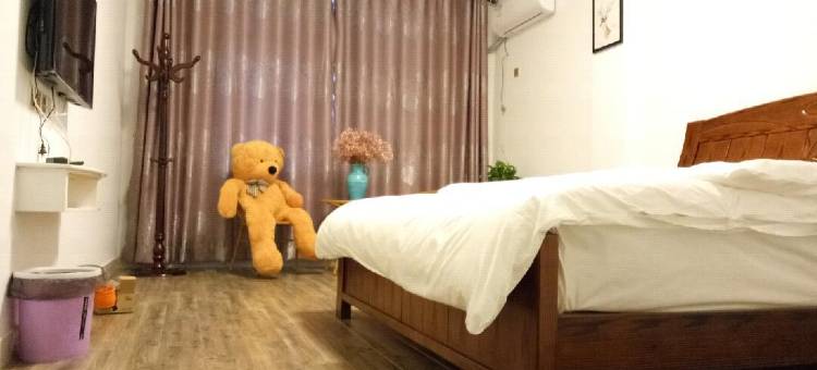 安吉依山而居客栈图片