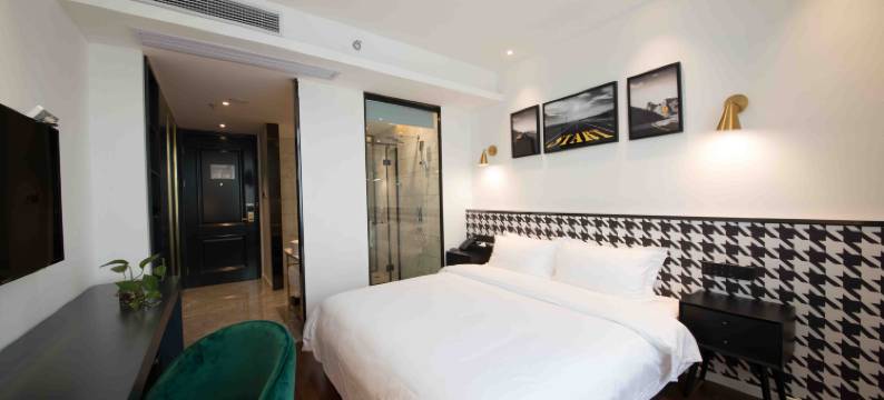 湖州曼安尼酒店(中国织里童装城店)图片