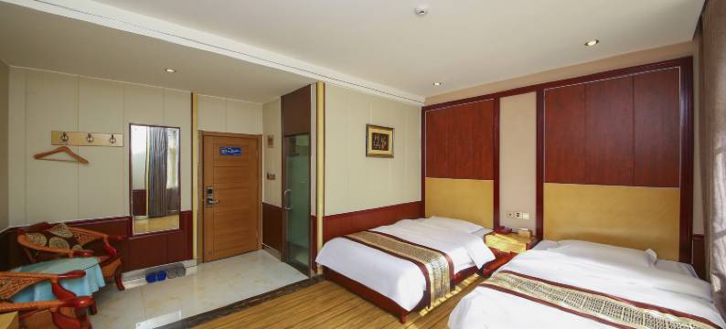 鄄城碧水柏青酒店图片