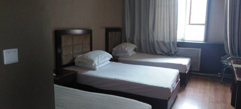 金塔顺泰商务宾馆(人民医院店)图片