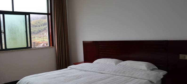 婺源江岭溪水人家客栈图片