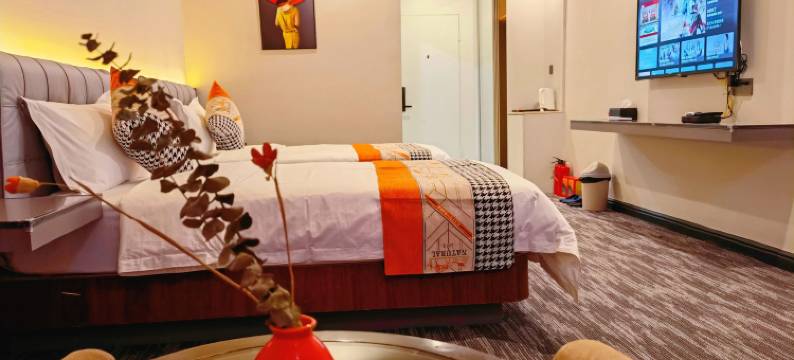 东仕酒店(火炬张家边店)图片