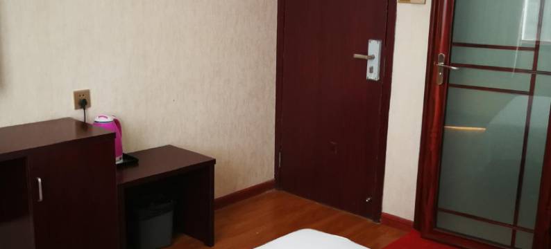 新月宾馆(陇南城关小学店)图片