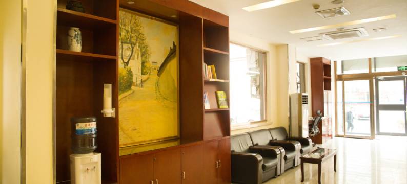 怡莱酒店(霸州火车站店)图片