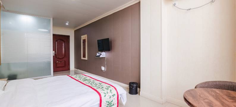 聚源商务酒店(第三中学店)图片